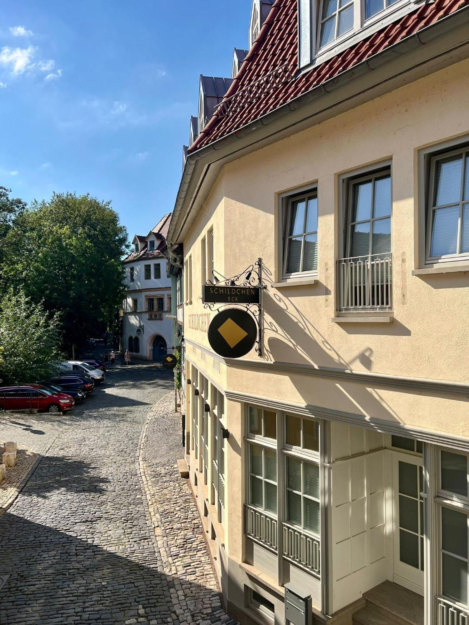 Ferienwohnung Schildblick Modernes Apartment Direkt In Der Altstadt Von Erfurt Nahe Der Kraemerbruecke - Beste Innenstadtlage Εξωτερικό φωτογραφία