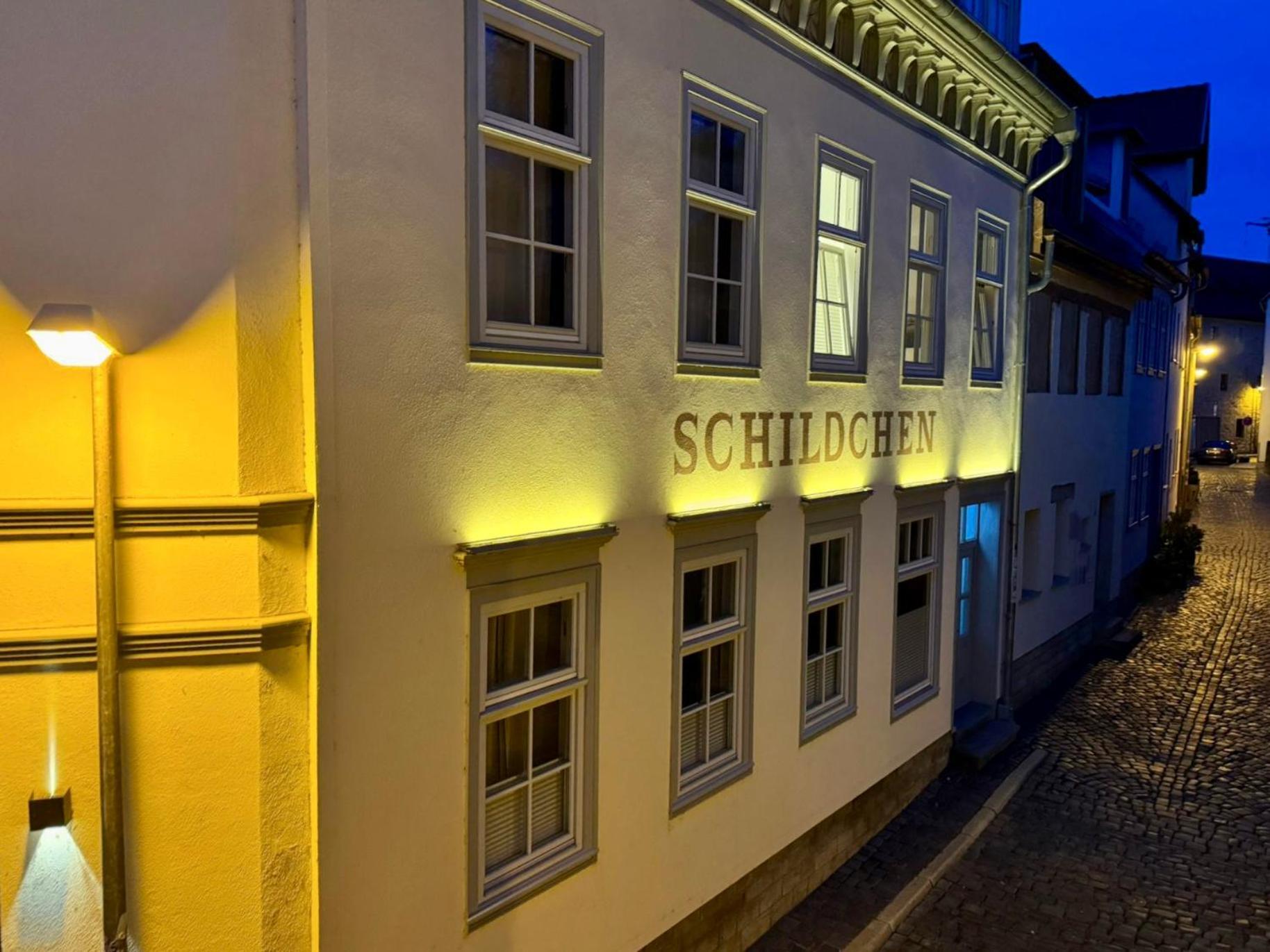 Ferienwohnung Schildblick Modernes Apartment Direkt In Der Altstadt Von Erfurt Nahe Der Kraemerbruecke - Beste Innenstadtlage Εξωτερικό φωτογραφία