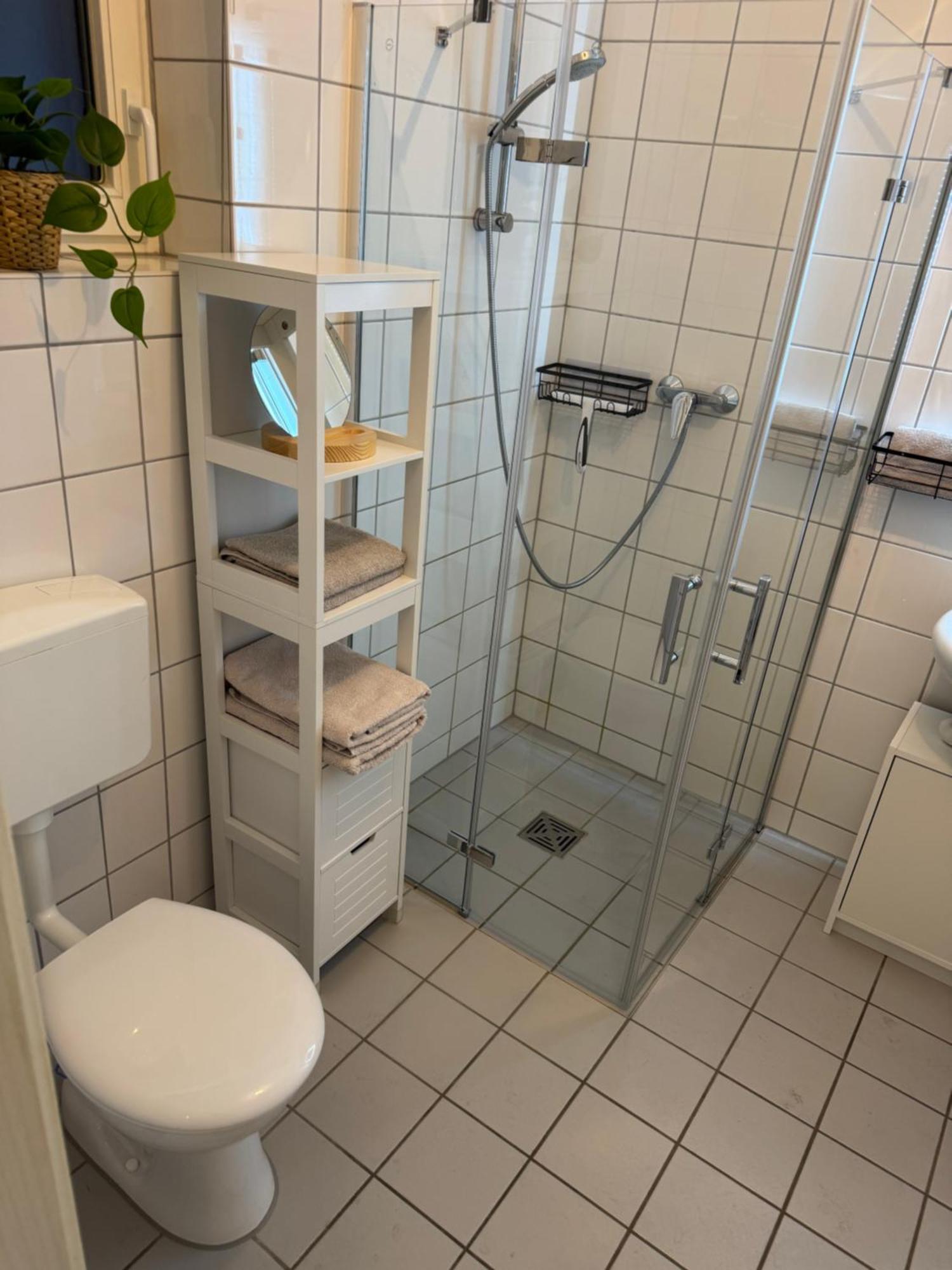 Ferienwohnung Schildblick Modernes Apartment Direkt In Der Altstadt Von Erfurt Nahe Der Kraemerbruecke - Beste Innenstadtlage Εξωτερικό φωτογραφία