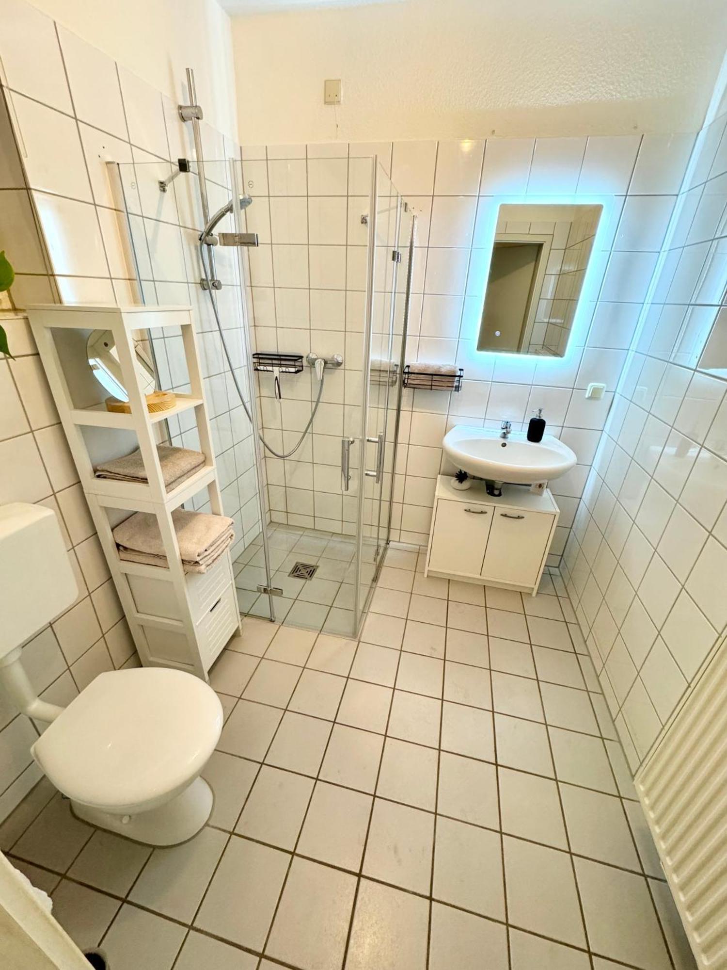 Ferienwohnung Schildblick Modernes Apartment Direkt In Der Altstadt Von Erfurt Nahe Der Kraemerbruecke - Beste Innenstadtlage Εξωτερικό φωτογραφία