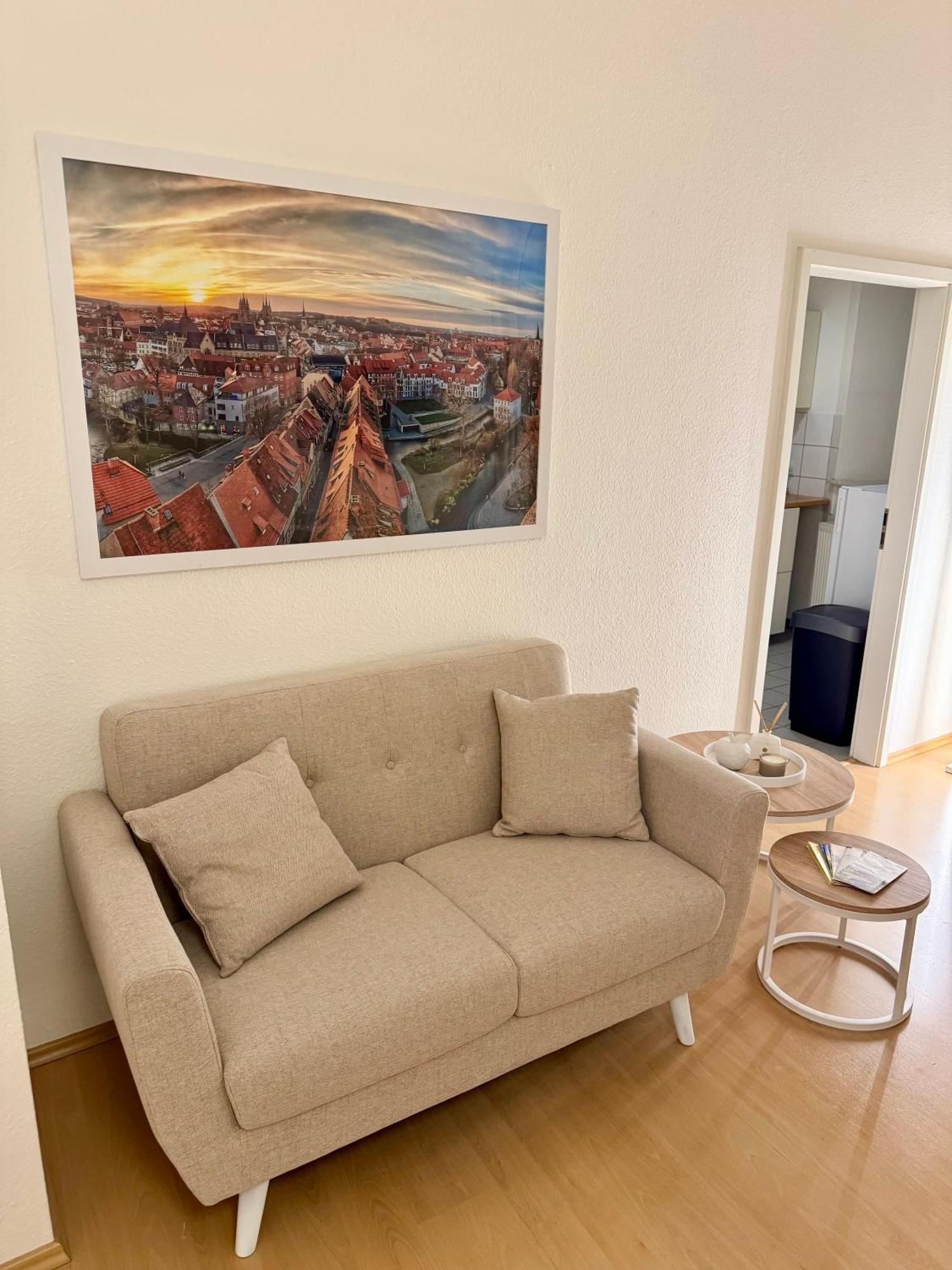 Ferienwohnung Schildblick Modernes Apartment Direkt In Der Altstadt Von Erfurt Nahe Der Kraemerbruecke - Beste Innenstadtlage Εξωτερικό φωτογραφία